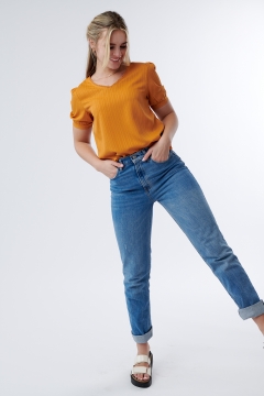 Top V Neck Neckline Detail