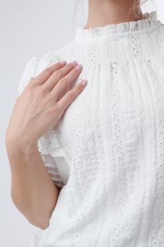 Top Ruffle Neck 3/4 Sleeve