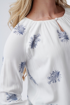 Top Keyhole Gathered Neckline