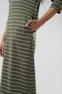 Womens green 3/4 sleeve band neck modest dress