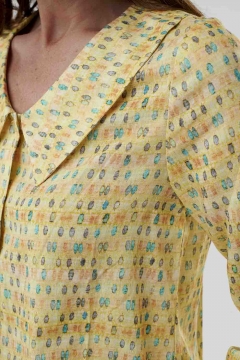 womens yellow peter pan collar button down top