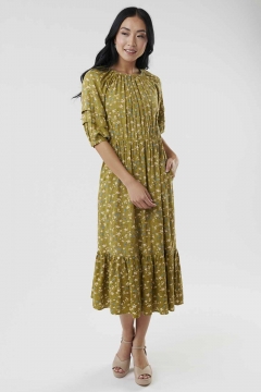 Womens green and yellow raglan pin tuck sleeve modest dress
