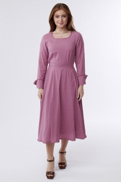 Layla - Dress Square Neck Cuff Sleeve Neckline Detail